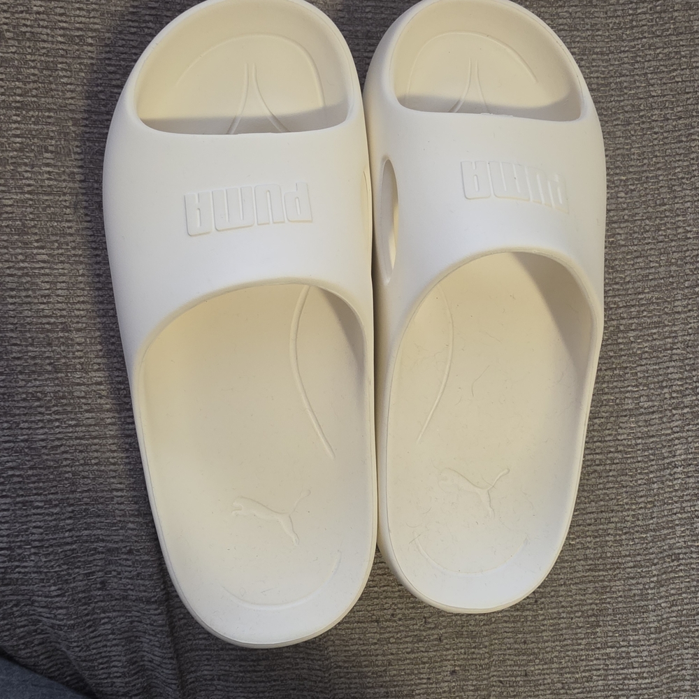 Puma Cream Slide Sandals